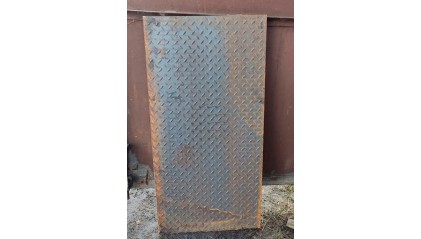 лист стальной рифленый чечевица 1,2 мм Ст3сп купить в Нижнем Новгороде