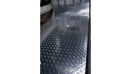 лист нержавеющий рифленый квинтет 4 мм AISI 430 купить в Нижнем Новгороде