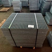 Решетчатый прессованный настил P Zn 33x11 / 30x5 мм Ст3пс СТО 23083253-003-2008