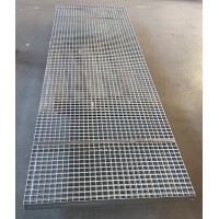 Решетчатый прессованный настил нержавеющий P 33x11 / 30x2 1000x800 мм 12Х18Н10Т ТУ 25.11.23-001-64650333-2016