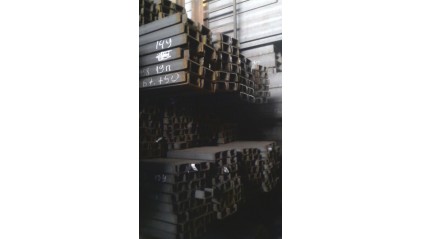 Швеллер стальной равнополочный горячекатаный 14П С255 фото швеллер стальной равнополочный горячекатаный 14П С255 купить в Нижнем Новгороде