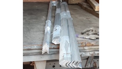 уголок алюминиевый равнополочный 40x40х2 мм АД31 купить в Нижнем Новгороде