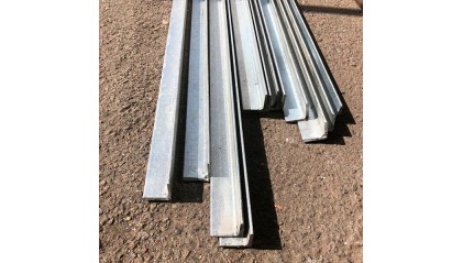 уголок стальной оцинкованный неравнополочный 100x65x7 мм Ст3пс купить в Нижнем Новгороде