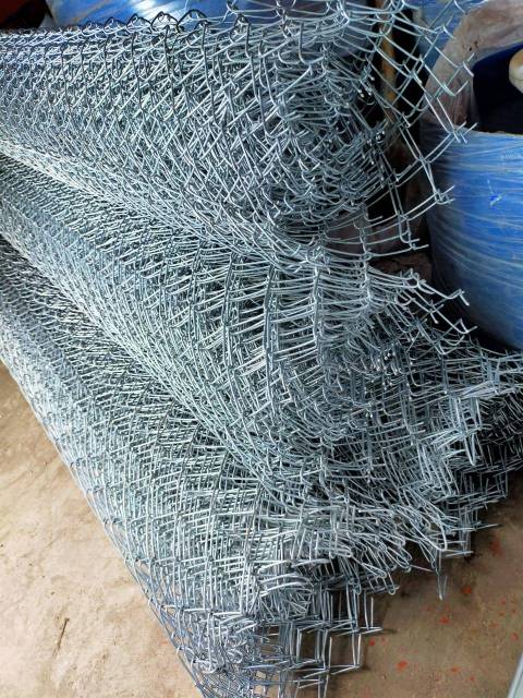 Сетка рабица оцинкованная 50x50x2 мм ГОСТ 5336-80 фото